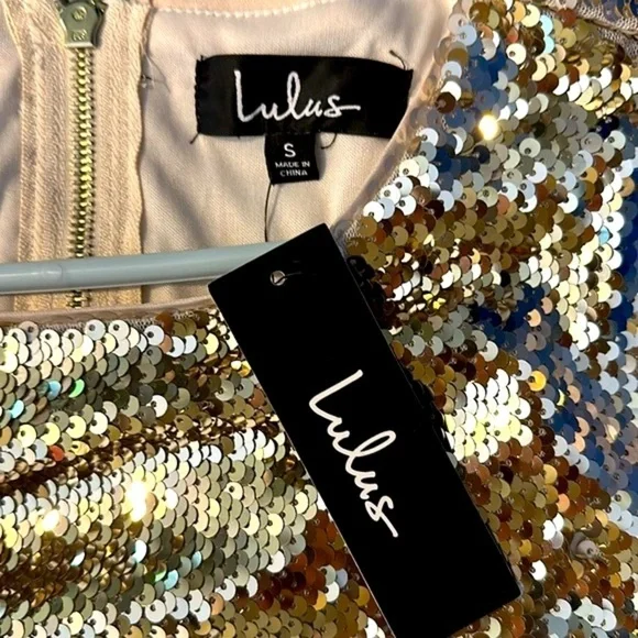 NWT Women’s Lulu’s Gold Sequined Mini Dress Size Small - Picture 9 of 9